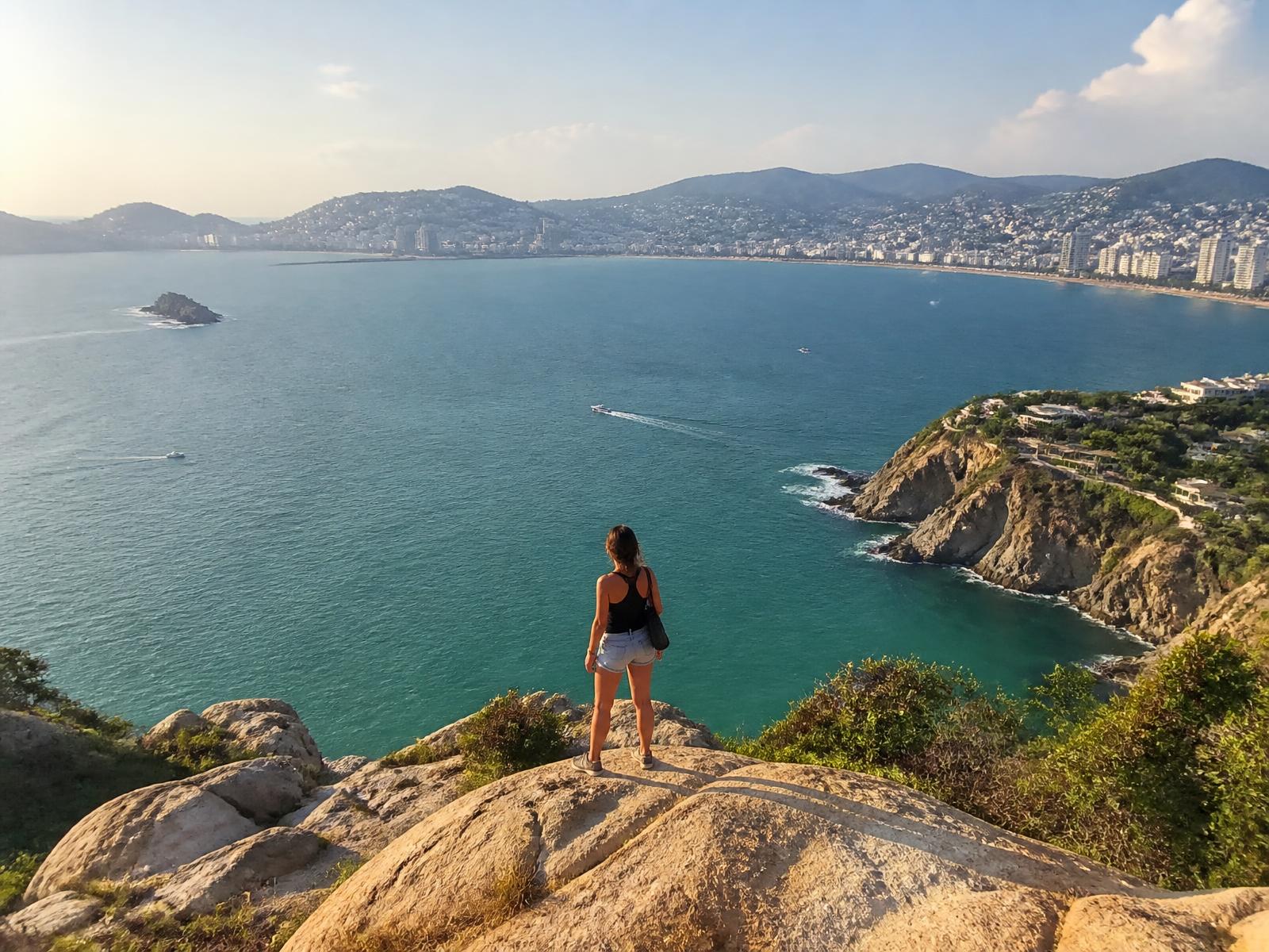 Vista panorámica de la bahía desde la cima de El Morro